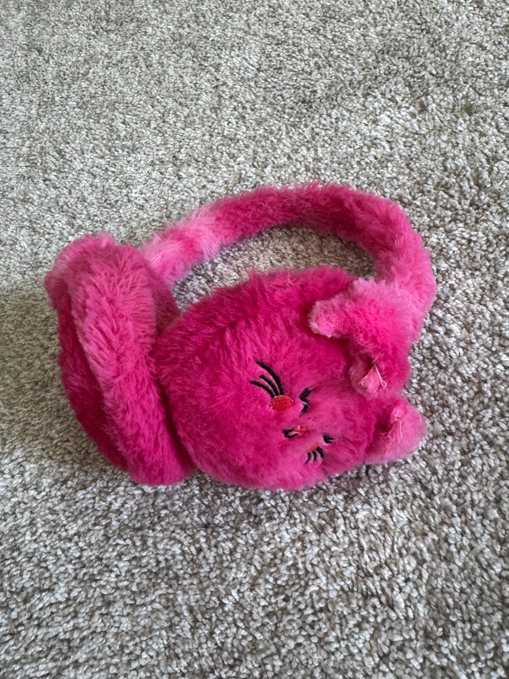 Plush Pink Cat Ear Earmuffs - Cozy Girls' Winter Accessory